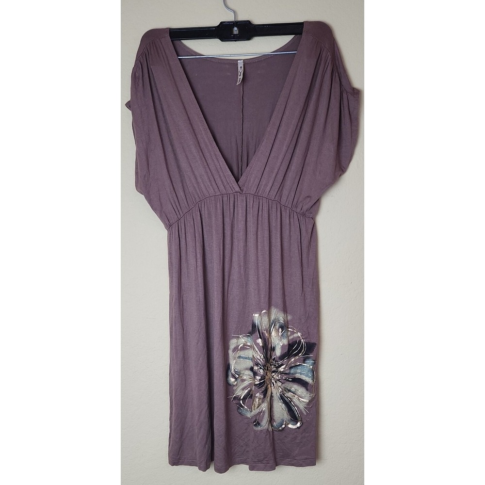 Entro Women Mauve Purple Floral Graphic Metallic V-Neck Empire Waist Dress M